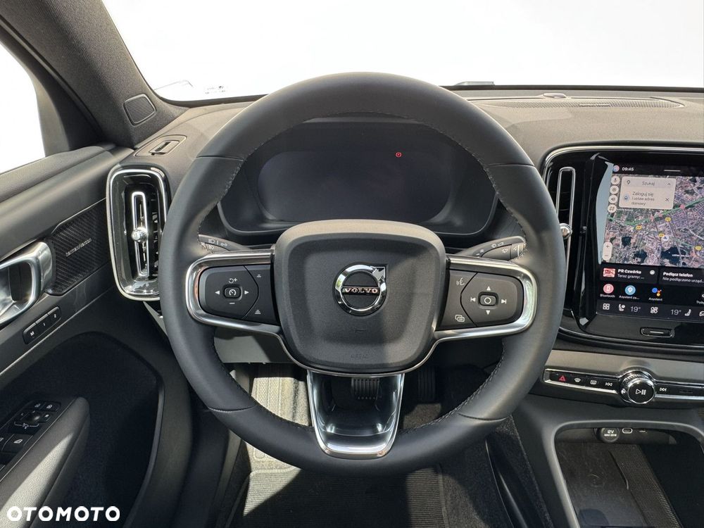 Volvo C40 Recharge 82 kWh Single M Extended Range RWD Ultimate - 18