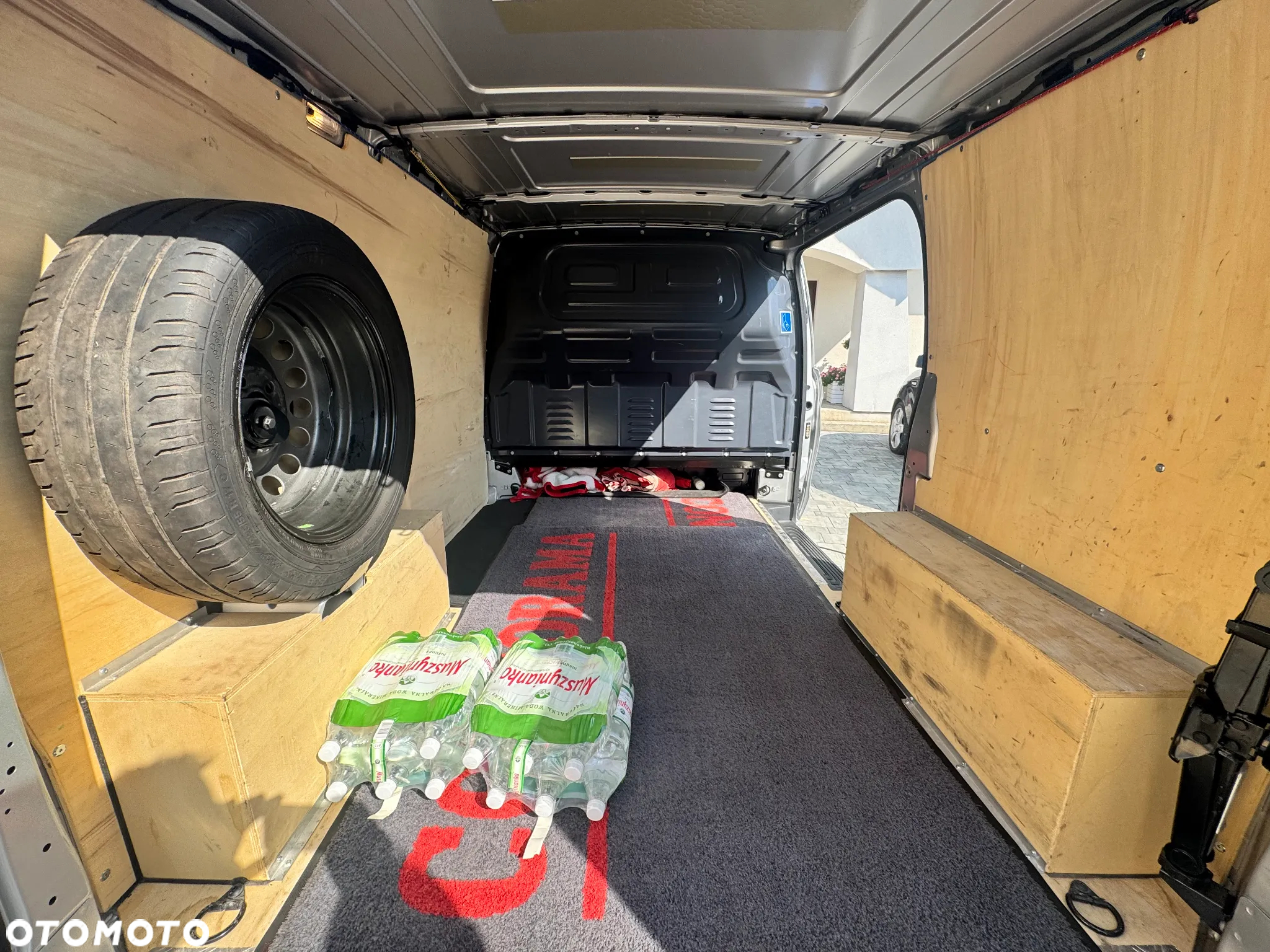 Mercedes-Benz VITO - 19