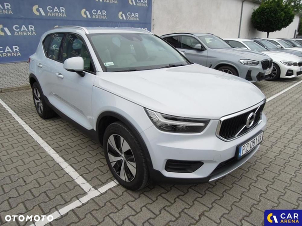 Volvo XC 40 T3 Momentum Pro