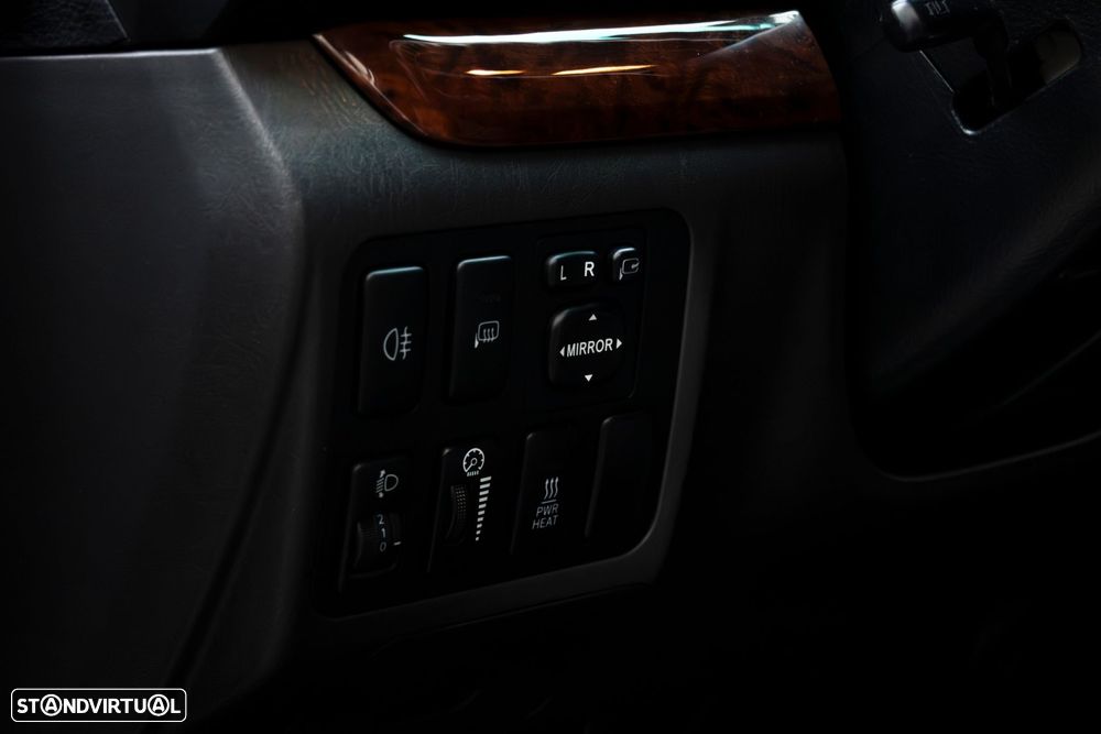 Toyota Land Cruiser 3.0 D-4D Pack A. - 23