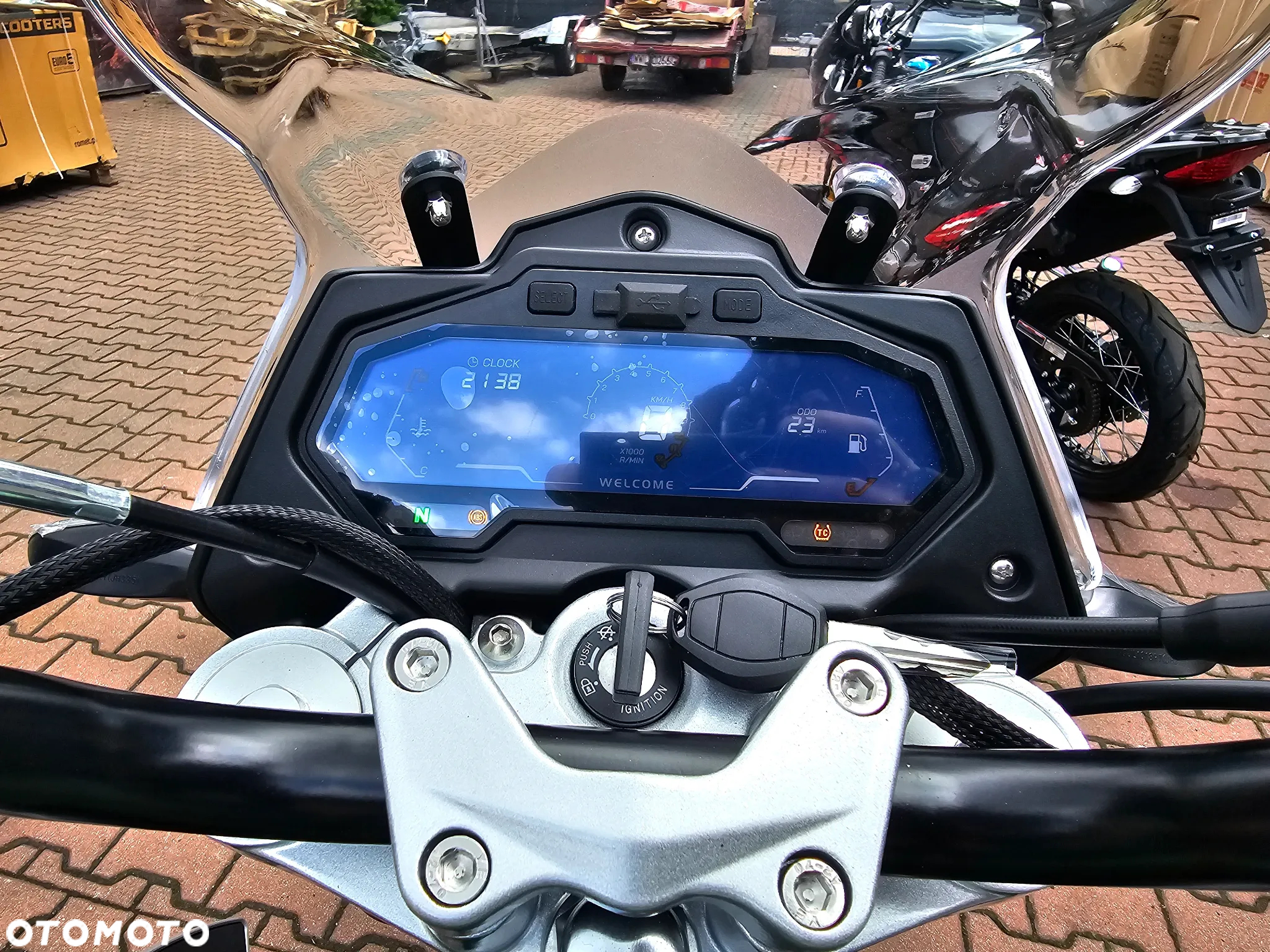 Junak RX One - 12