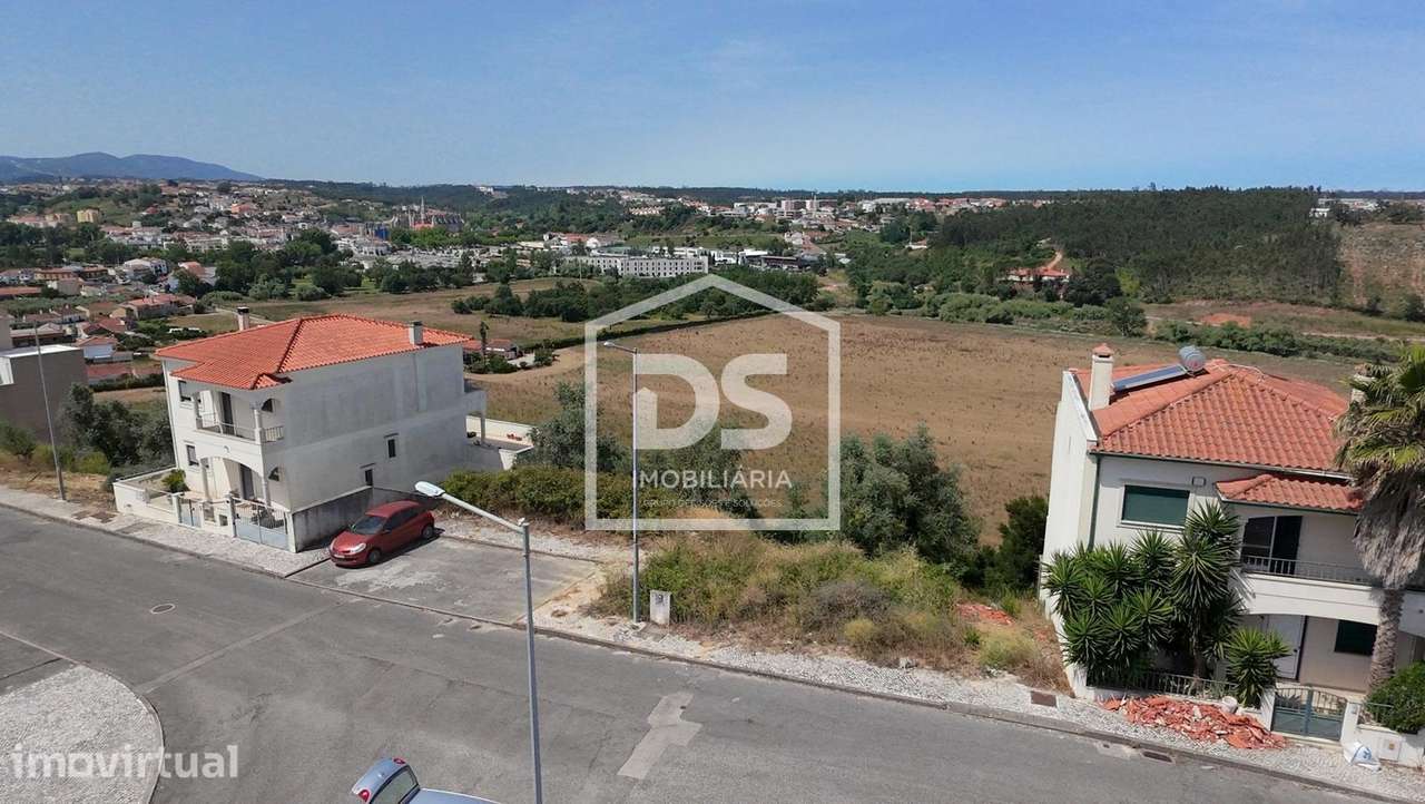 Lote de Terreno  Venda em Batalha,Batalha - Grande imagem: 2/4