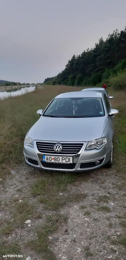 Volkswagen Passat 2.0 TDI Comfortline DPF 4Motion - 2