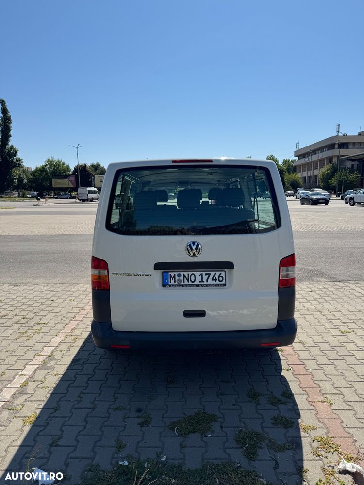 Volkswagen Transporter - 2