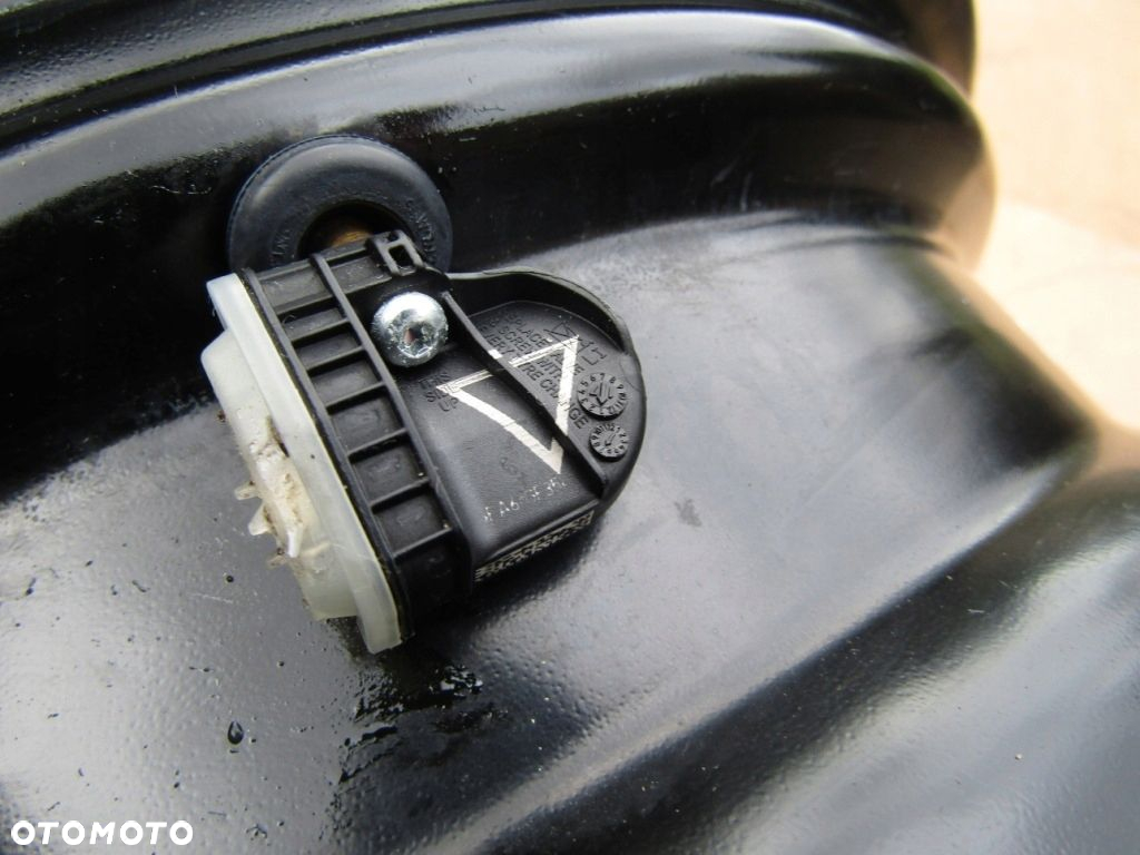 1x Felga 15 Ford Fiesta VIII MK8 6j 4x108 ET45  czujnik TPMS - 6
