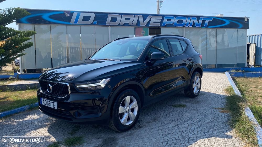 Volvo XC 40 1.5 T2 Momentum Plus - 2