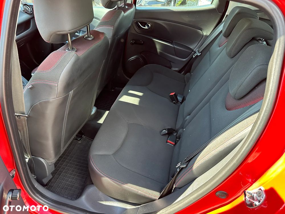 Renault Clio - 22