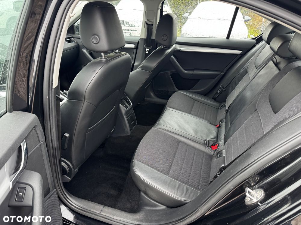 Skoda Octavia 1.4 TSI Ambition - 25