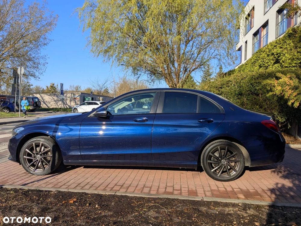 Mercedes-Benz Klasa C 180 CGI BlueEff Classic - 5