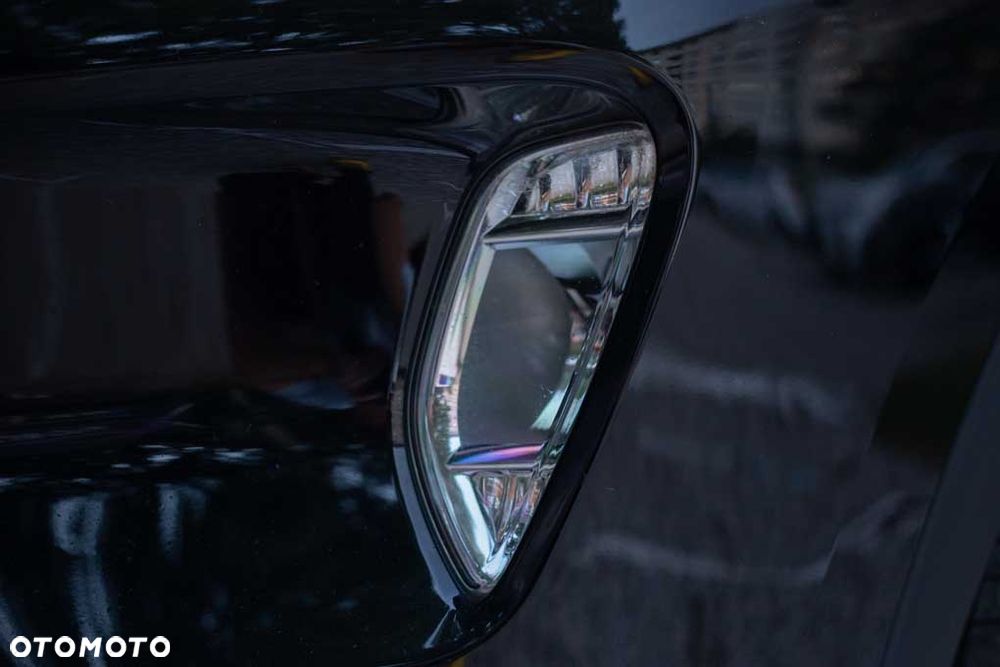Ford Kuga 2.5 Duratec FHEV SOUND EDITION - 38