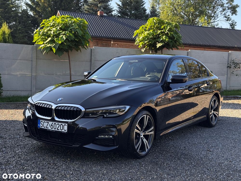 BMW Seria 3 320d xDrive M Sport Shadow sport - 32