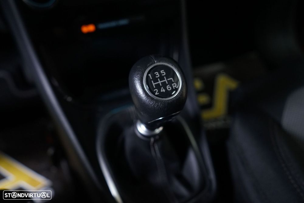 Ford Puma 1.0 EcoBoost Hybrid TITANIUM X - 33