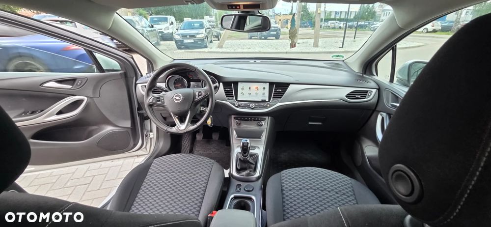 Opel Astra 1.4 Turbo Innovation - 34
