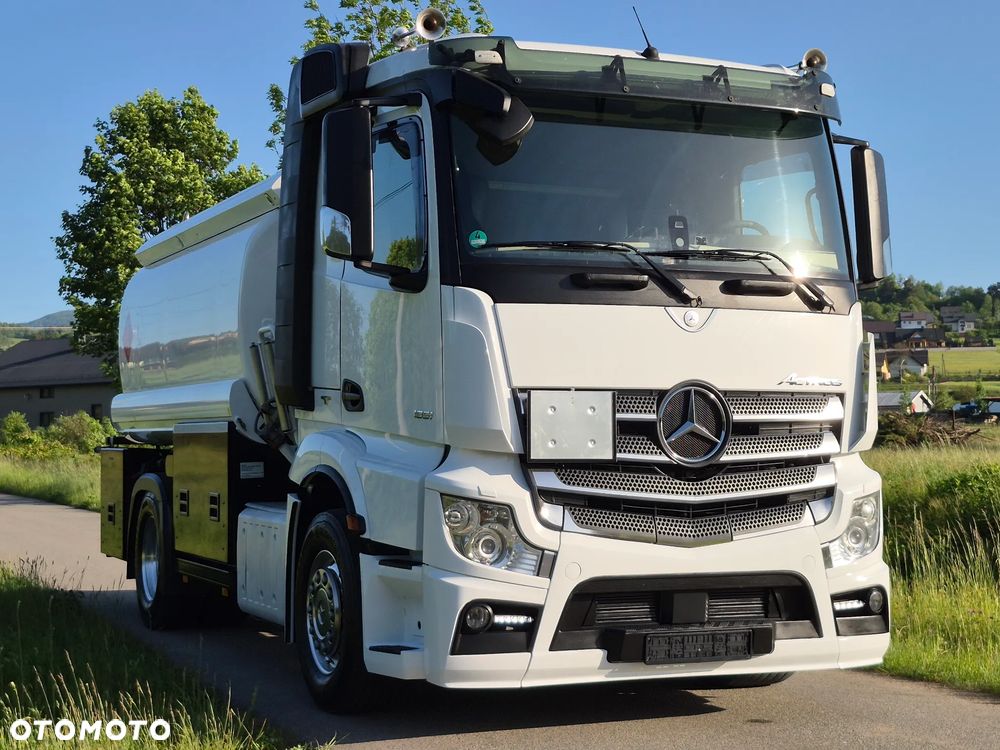 Mercedes-Benz AUTOCYSTERNA MERCEDES ACTROS 18510 - 4