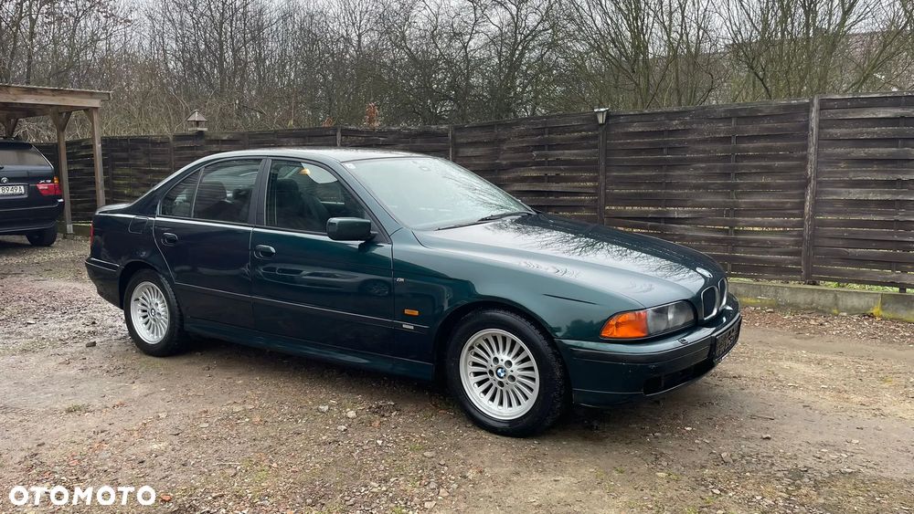 BMW Seria 5 - 1