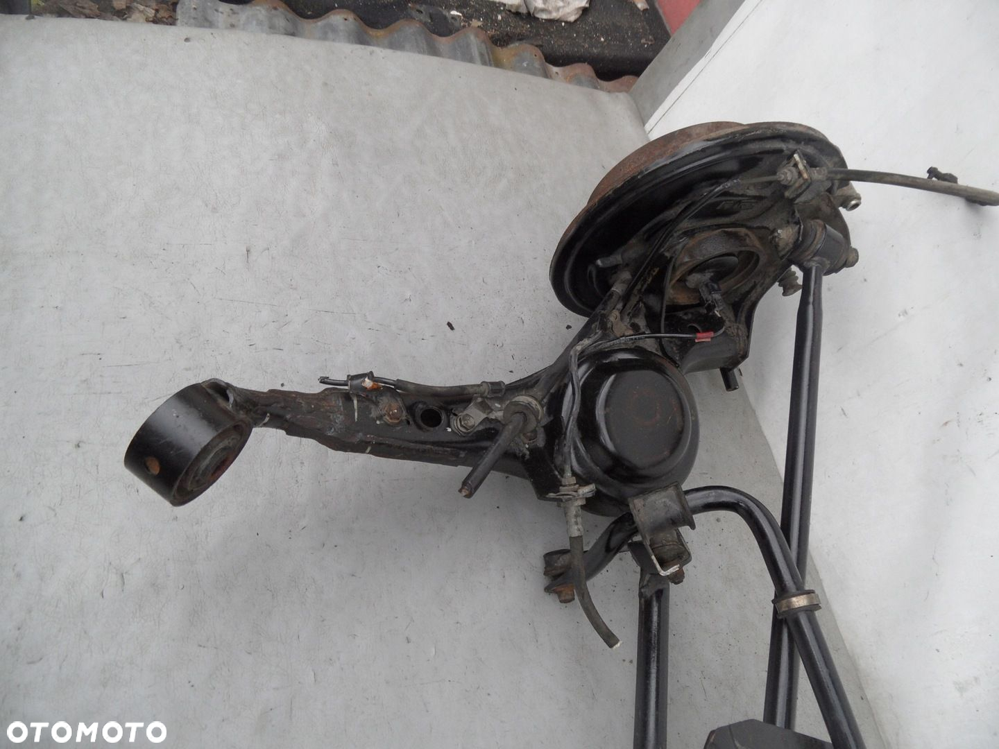 ZAWIESZENIE TYLNE WAHACZE TOYOTA RAV4 II 2WD - 6