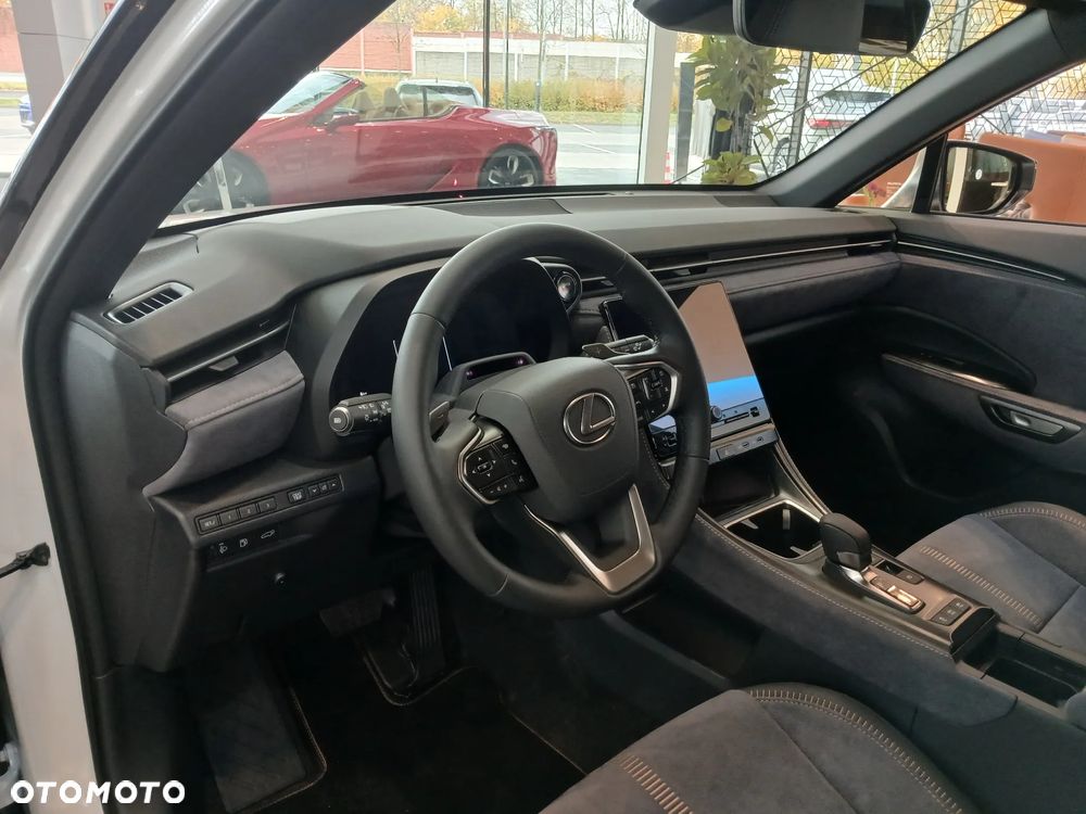 Lexus LBX 1.5 Hybrid Cool - 14