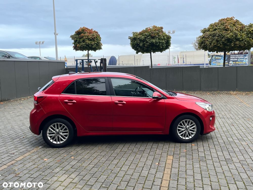 Kia Rio 1.2 Business Line - 8