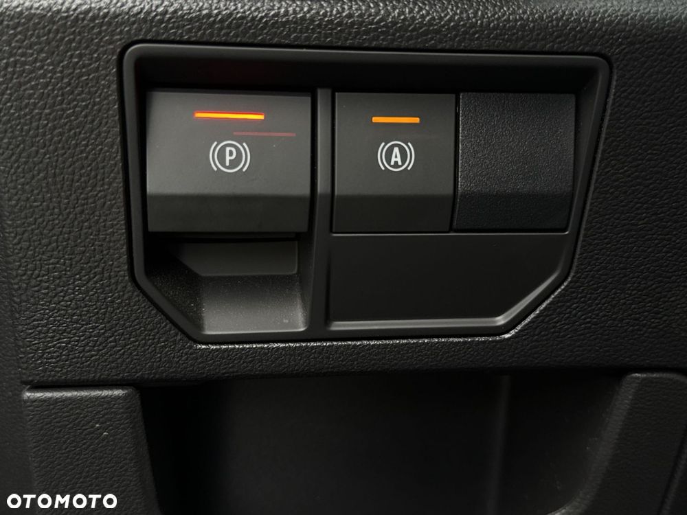 Renault Austral 1.3 TCe mHEV Evolution - 31