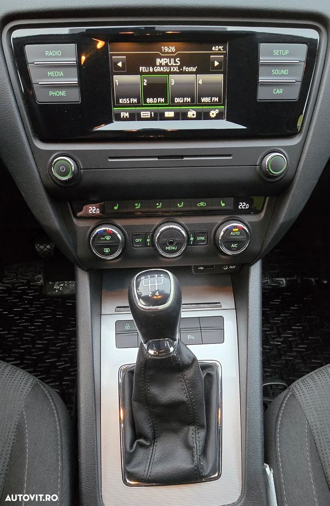 Skoda Octavia 1.6 TDI AMBITION - 3