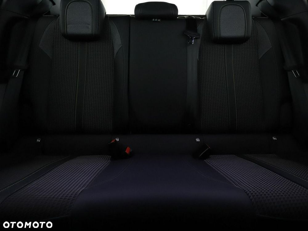 Peugeot 2008 1.2 PureTech GT S&S - 19