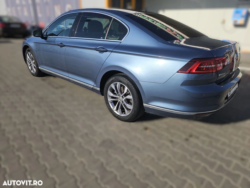 Volkswagen Passat 2.0 TDI DSG Highline - 6