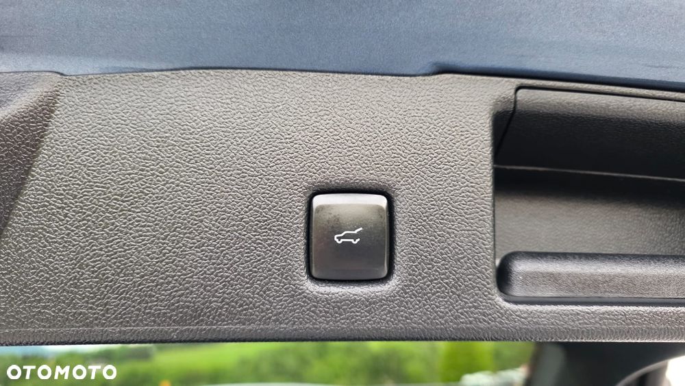 Ford Kuga 2.0 TDCi FWD ST-Line - 16
