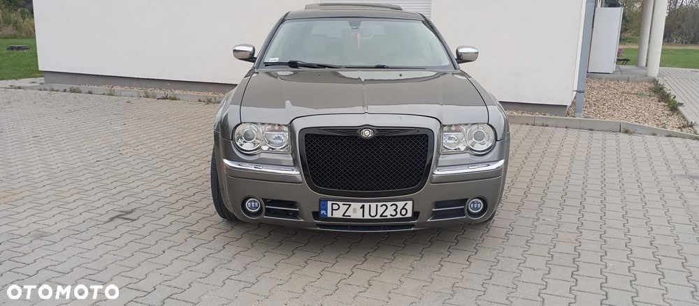 Chrysler 300C Touring 3.0 CRD DPF Automatik - 3