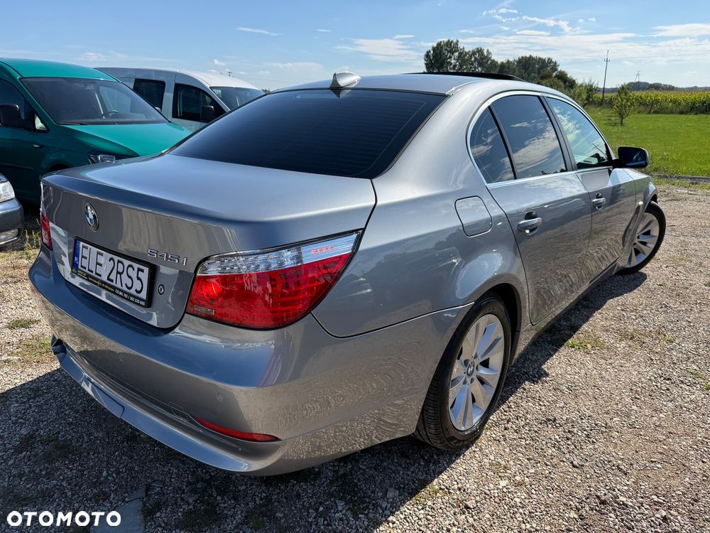 BMW Seria 5 545i - 40