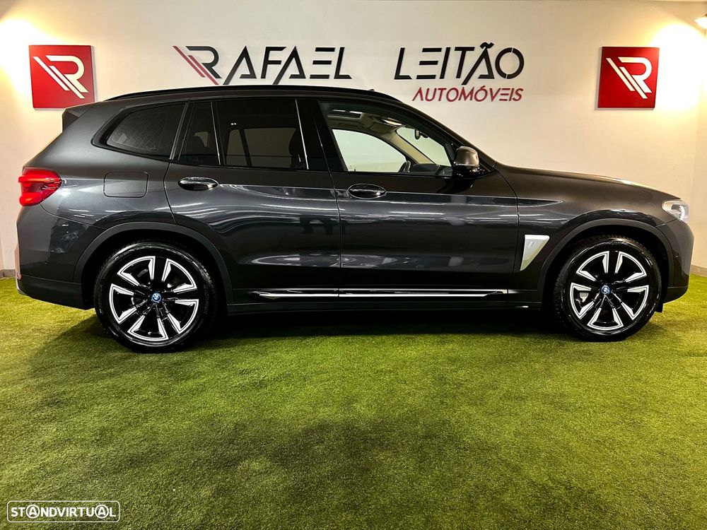 BMW iX3 Impressive - 6