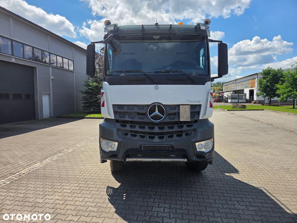 Mercedes-Benz Arocs 3245 - 2