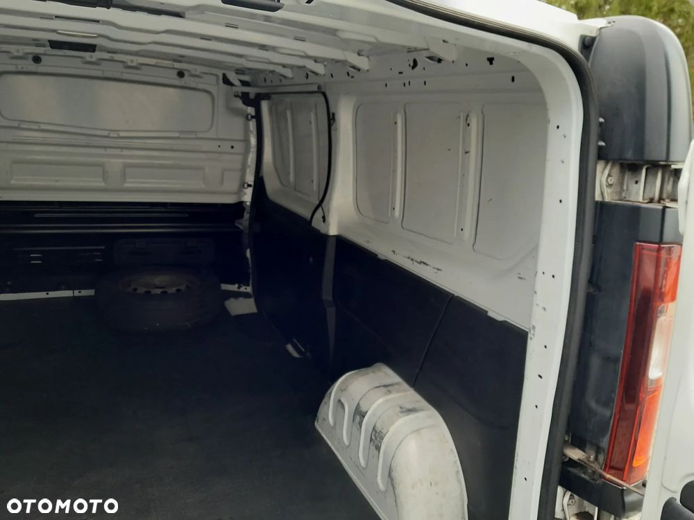 Renault Trafic - 17