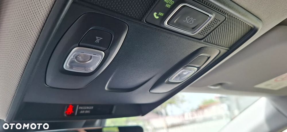 Renault Captur BLUE dCi 115 EDC INTENS - 22