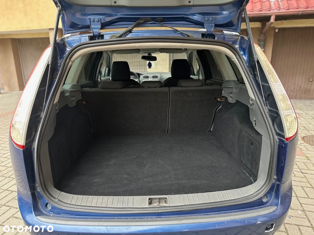 Ford Focus - 20
