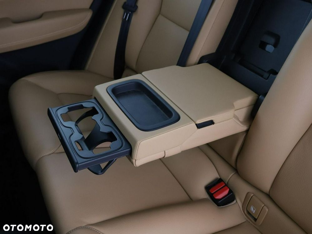 Volvo XC 60 T8 Twin Engine AWD Geartronic Inscription - 38