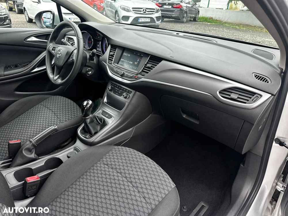 Opel Astra 1.6 CDTI ECOTEC Selection - 10