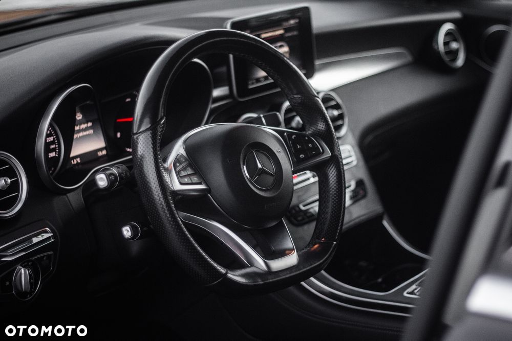 Mercedes-Benz GLC - 7