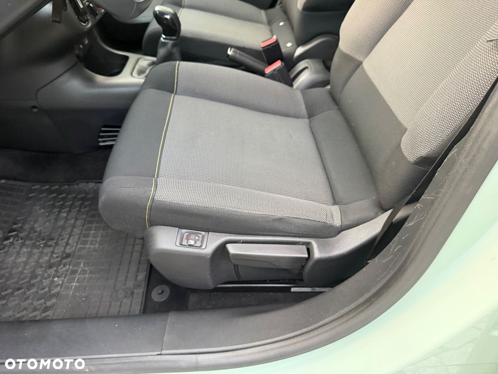 Citroën C3 BlueHDi 100 S&S FEEL - 13