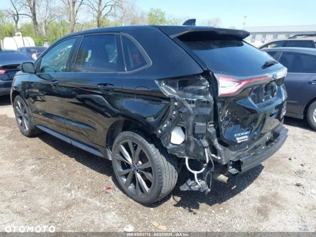 Ford Edge - 10