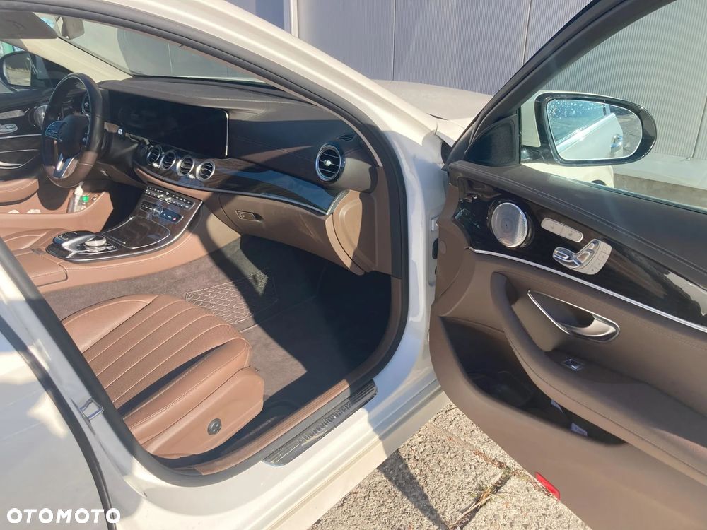 Mercedes-Benz Klasa E - 10