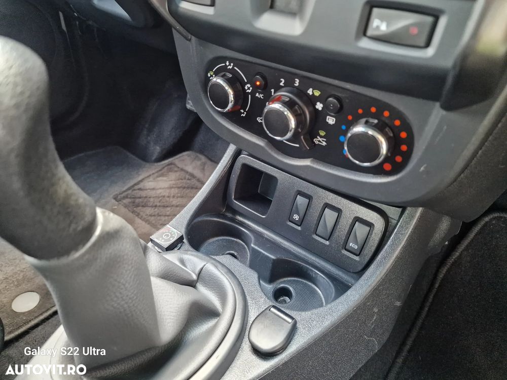 Dacia Duster 1.6 SCe Comfort - 11