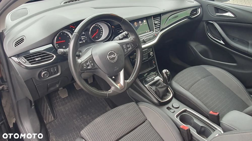 Opel Astra V 1.2 T Business Elegance S&S - 15