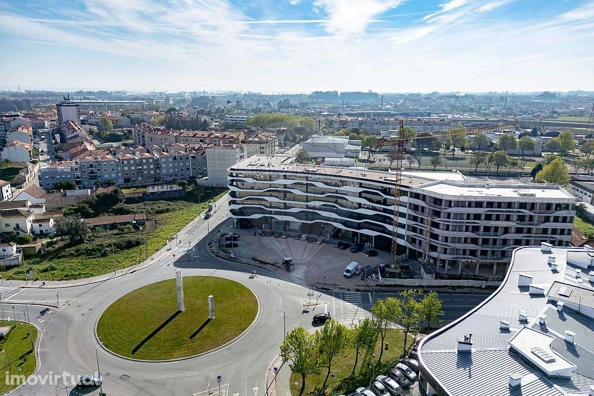 Loja  para arrendamento - Grande imagem: 2/11