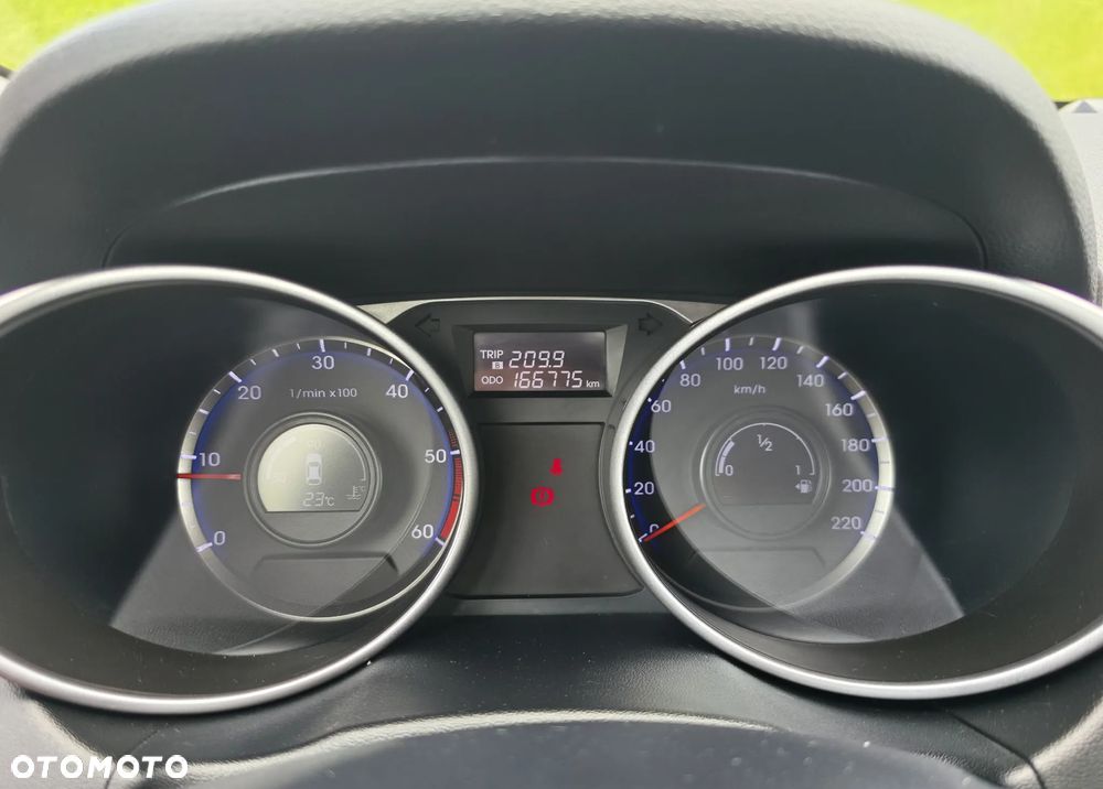 Hyundai ix35 1.7 CRDi Comfort 2WD - 24