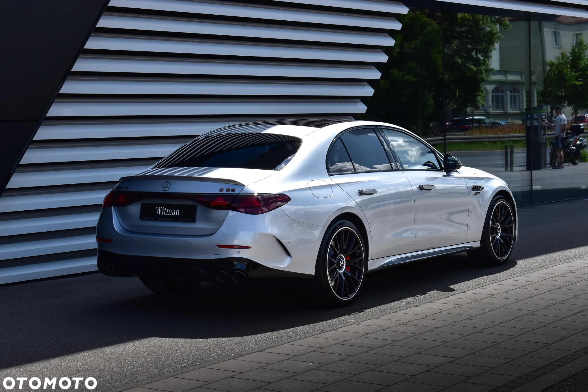 Mercedes-Benz Klasa E AMG 53 PHEV 4Matic+ 9G-Tronic TCT - 9