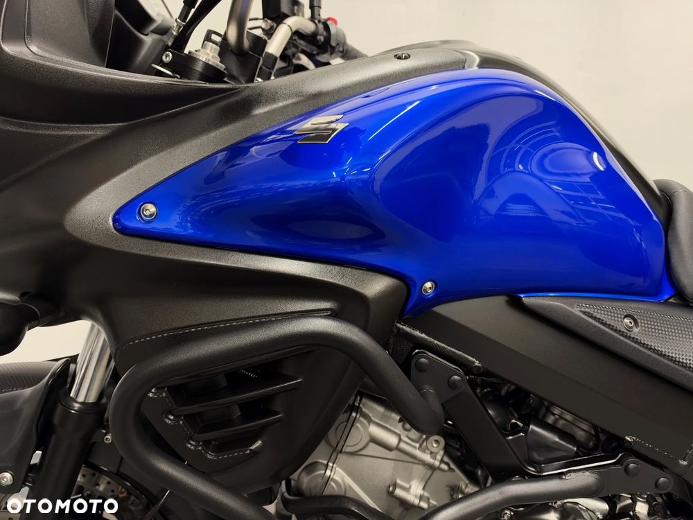 Suzuki V-STROM - 18