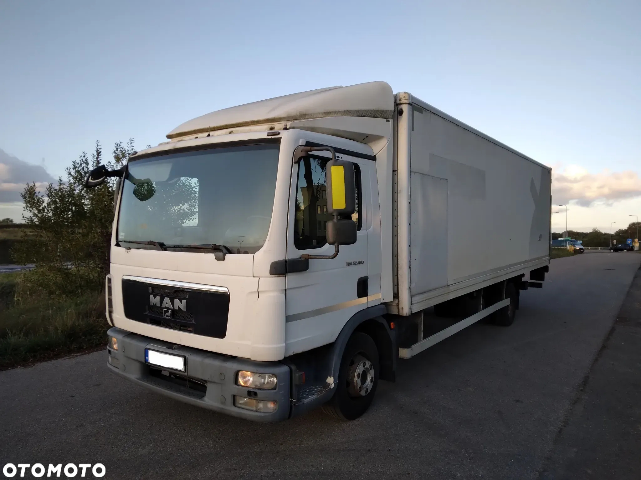 MAN TGL 12.180 - 2
