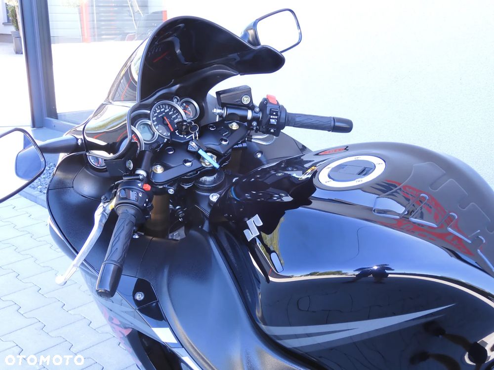 Suzuki Hayabusa - 25