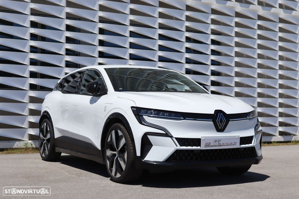 Renault Mégane E-Tech - 3
