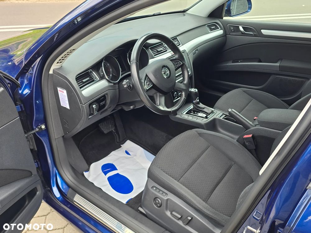 Skoda Superb 1.8 TSI DSG Exclusive - 30